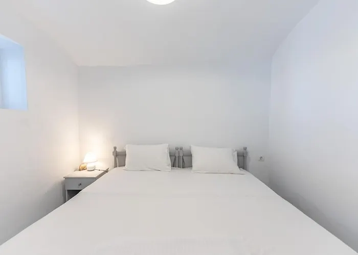 Gasthuis Captain's Quarters Vóthon