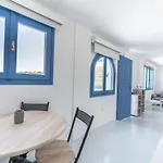 Captain's Quarters