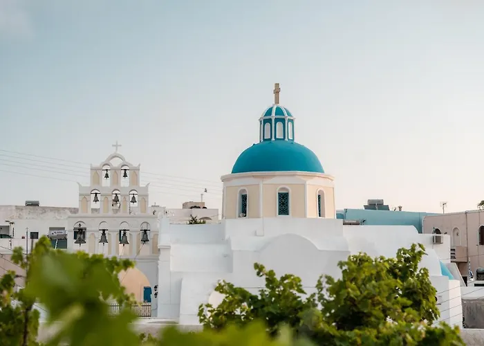 Captain's Quarters 3*